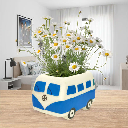 Kit mini van céramique à pâquerettes posé sur étagère de chambre